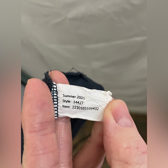 Marine layer tank top grey with stripes on strap size 2X - Picture 4 of 7